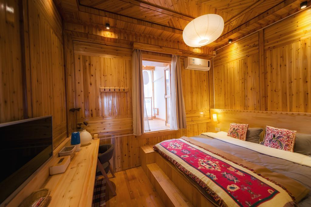Huksum House Lägenhet Deqen Exteriör bild